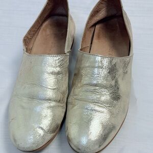 Chic Metallic Women's Loafers Size 40